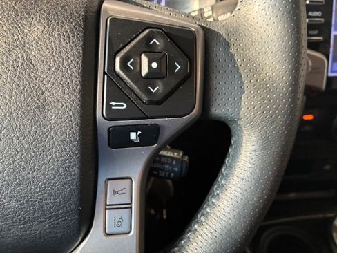 Used 2020 Toyota 4Runner SR5 image 23