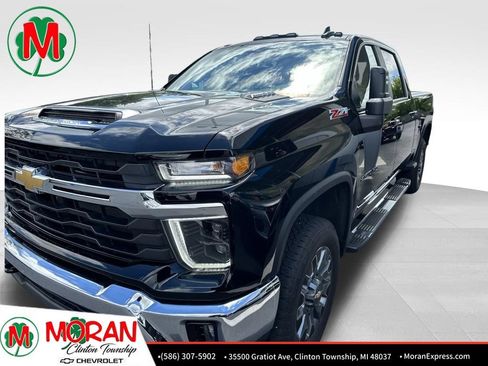 Used 2024 Chevrolet Silverado 2500 LT AWD/4WD image 1