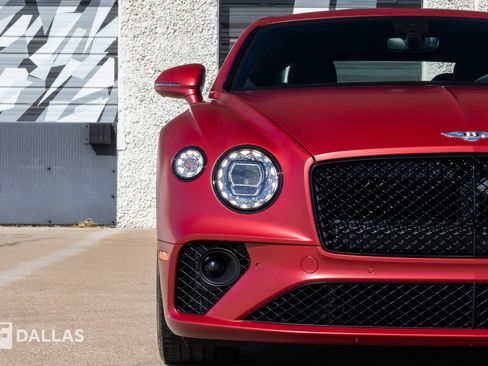 Used 2024 Bentley Continental GT Speed image 4