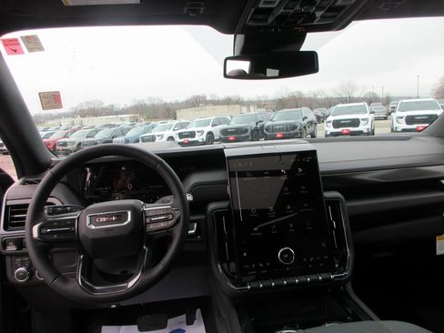 New 2026 GMC Yukon AT4 image 16