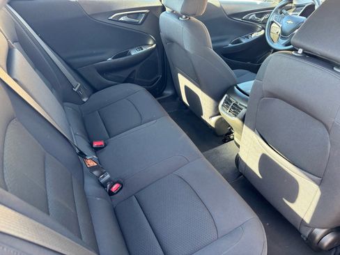 Used 2023 Chevrolet Malibu LT image 28