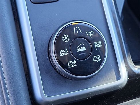 Certified 2024 Nissan Pathfinder SL image 20