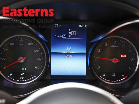 Used 2021 Mercedes-Benz GLC 300 4MATIC w/ Multimedia Package image 17