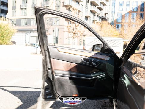 Used 2016 Mercedes-Benz E 63 AMG S-Model w/ Driver Assistance Package image 44