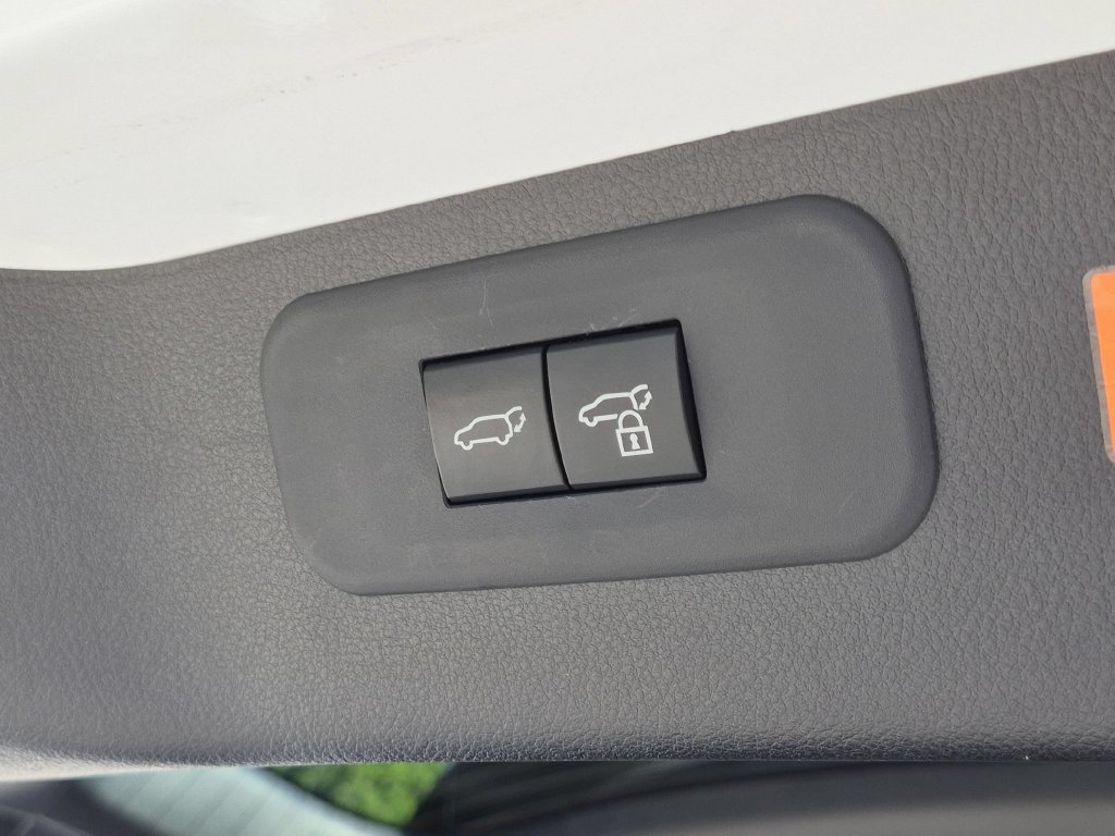 Used 2025 Lexus TX 350 AWD w/ Technology Package image 8