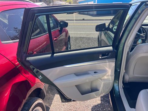 Used 2013 Subaru Outback 2.5i Premium image 19