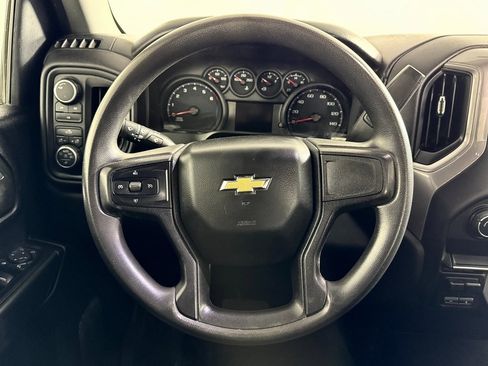 Used 2022 Chevrolet Silverado 2500 Custom w/ Custom Value Package image 22