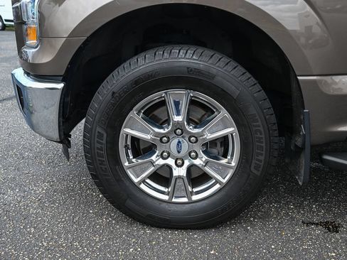 Used 2015 Ford F150 XLT w/ Equipment Group 302A Luxury AWD/4WD image 12