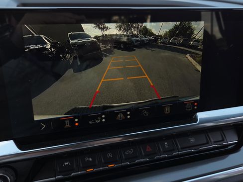 New 2026 Chevrolet Silverado 1500 High Country AWD/4WD image 25