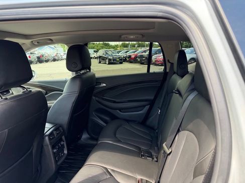 Certified 2019 Buick Envision Premium AWD/4WD image 11