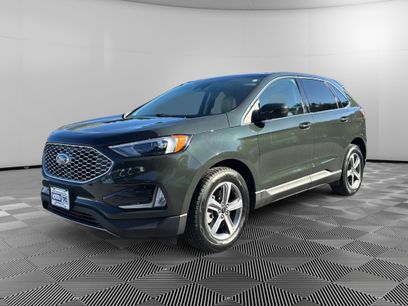Used 2024 Ford Edge SEL w/ Convenience Package