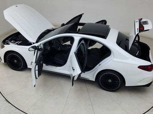 Used 2024 Mercedes-Benz E 450 E 450 w/ Airmatic Package image 91