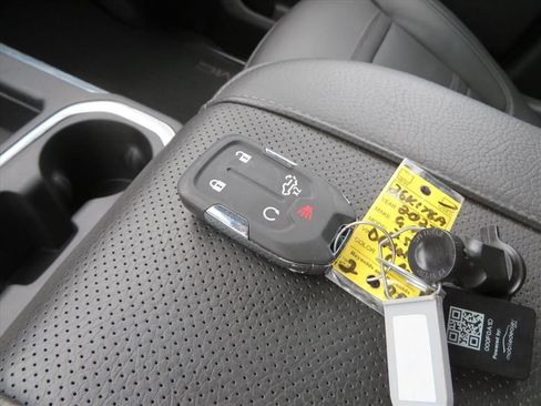 Used 2023 GMC Sierra 2500 Denali image 32