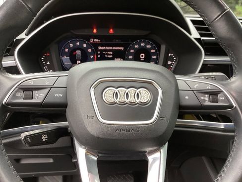 Used 2020 Audi Q3 2.0T Premium w/ Convenience Package image 16