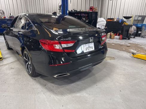 Used 2021 Honda Accord Sport image 7