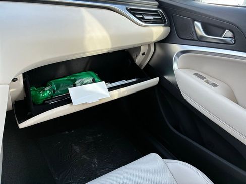 New 2026 Genesis G70 2.5T image 39