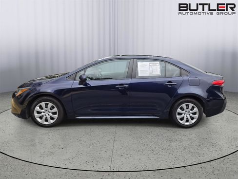 Used 2024 Toyota Corolla LE FWD image 8