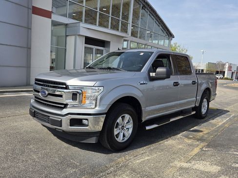 Used 2020 Ford F150 XLT image 3