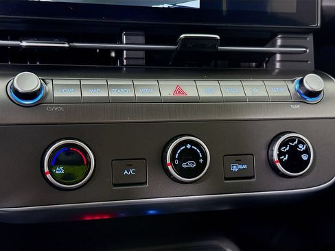 Certified 2026 Hyundai Kona SE AWD/4WD image 8