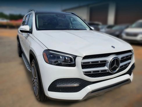 Used 2022 Mercedes-Benz GLS 450 4MATIC image 22