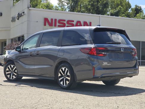 Used 2025 Honda Odyssey EX-L image 15