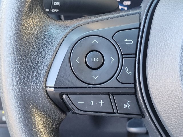 Certified 2025 Toyota RAV4 LE AWD/4WD image 29