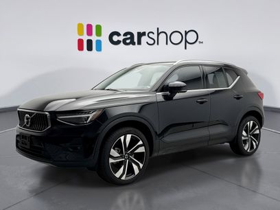 Used 2025 Volvo XC40 B5 Plus w/ Protection Package Premier