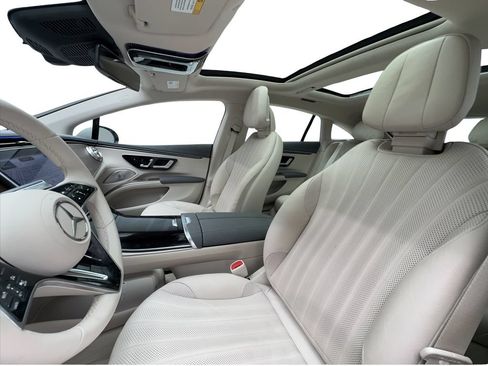 Used 2023 Mercedes-Benz EQS 450+ Sedan image 17