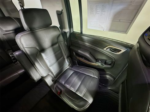 Used 2018 GMC Yukon XL Denali w/ Enhanced Security Package image 14