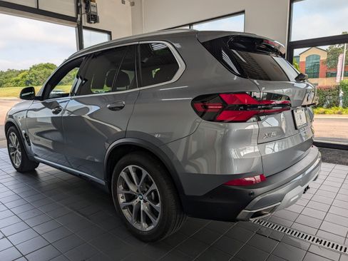 Certified 2024 BMW X5 xDrive40i w/ Premium Package AWD/4WD image 6