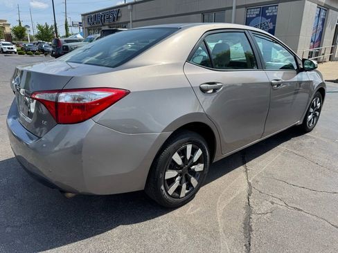 Used 2014 Toyota Corolla LE FWD image 5