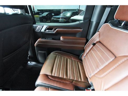 Used 2024 GMC Sierra 1500 Denali Ultimate AWD/4WD image 13