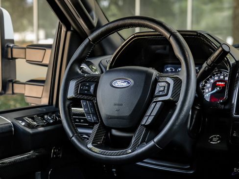 Used 2022 Ford F250 Lariat w/ Lariat Ultimate Package AWD/4WD image 62