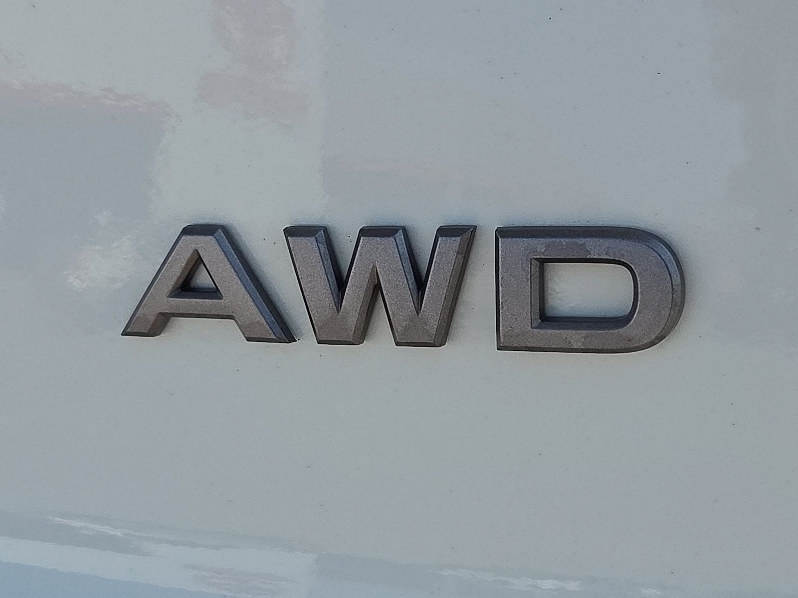 Used 2025 Nissan Rogue S AWD/4WD image 8