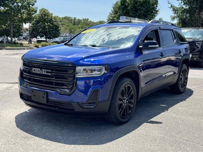 Used 2023 GMC Acadia SLE w/ Driver Convenience Package