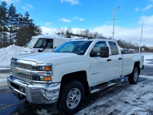 Used 2019 Chevrolet Silverado 2500 W/T w/ WT Convenience Package image 3