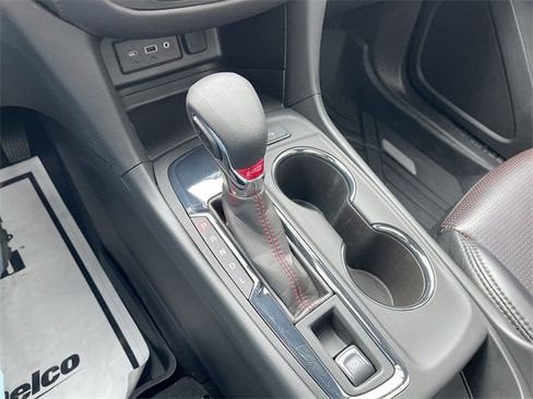 Certified 2024 Chevrolet Equinox RS w/ LPO, Floor Liner Package image 16