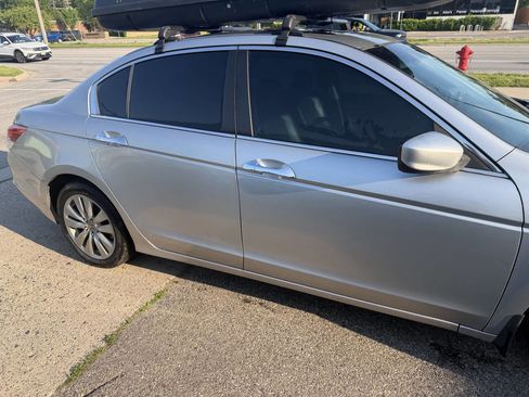 Used 2012 Honda Accord EX-L image 5