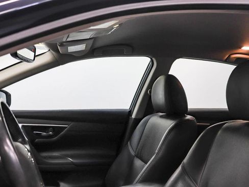 Used 2018 Nissan Altima 2.5 SL FWD image 18