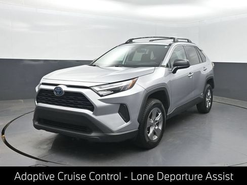 Used 2023 Toyota RAV4 LE AWD/4WD image 1