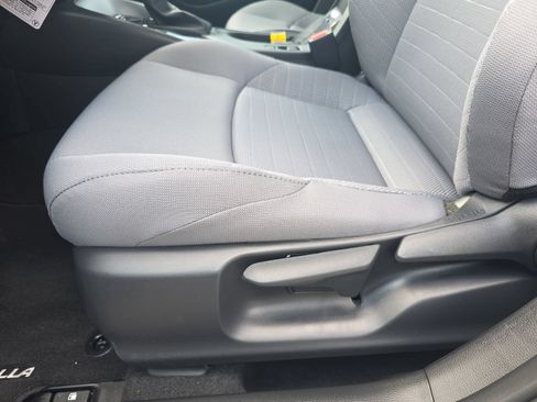 New 2026 Toyota Corolla SE FWD image 25
