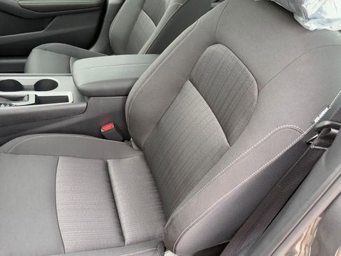 New 2026 Nissan Altima 2.5 SV image 17