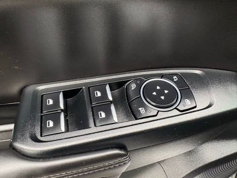 Used 2025 Ford Ranger Raptor image 14