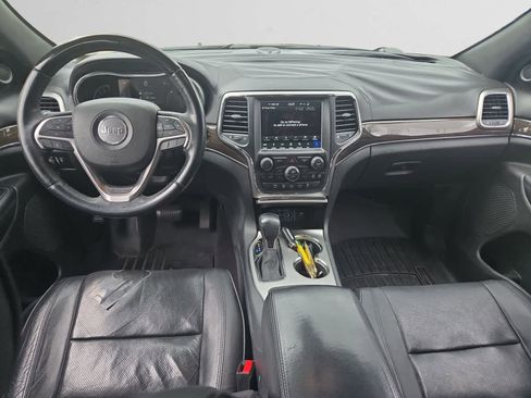 Used 2018 Jeep Grand Cherokee Overland RWD image 10