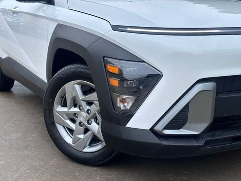 Used 2026 Hyundai Kona SE FWD image 4