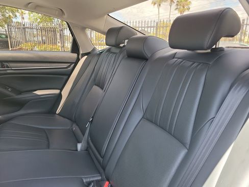 Used 2022 Honda Accord EX-L image 13