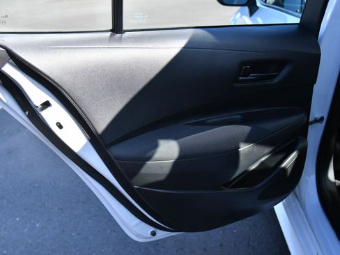 Used 2024 Toyota Corolla LE image 32