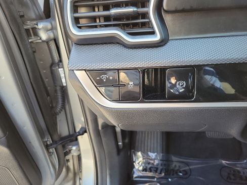 Certified 2024 Kia Sportage LX FWD image 26
