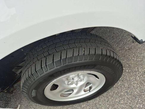 Used 2004 Ford F150 XL RWD image 9