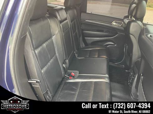 Used 2016 Jeep Grand Cherokee Limited AWD/4WD image 24
